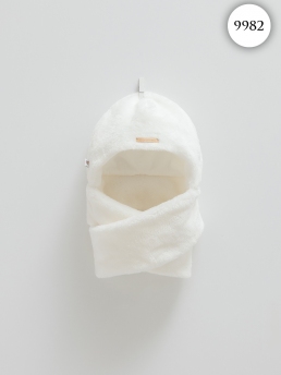 9982 Шапка детская Caramell КРЕМОВЫЙ фото 79422